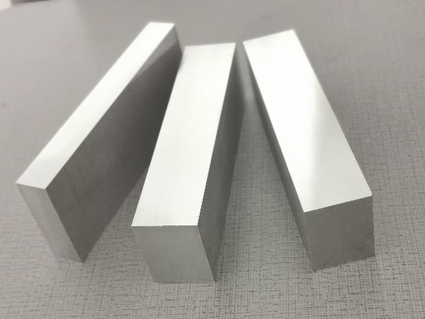 冷軋模具鋼屬于碳鋼嗎？